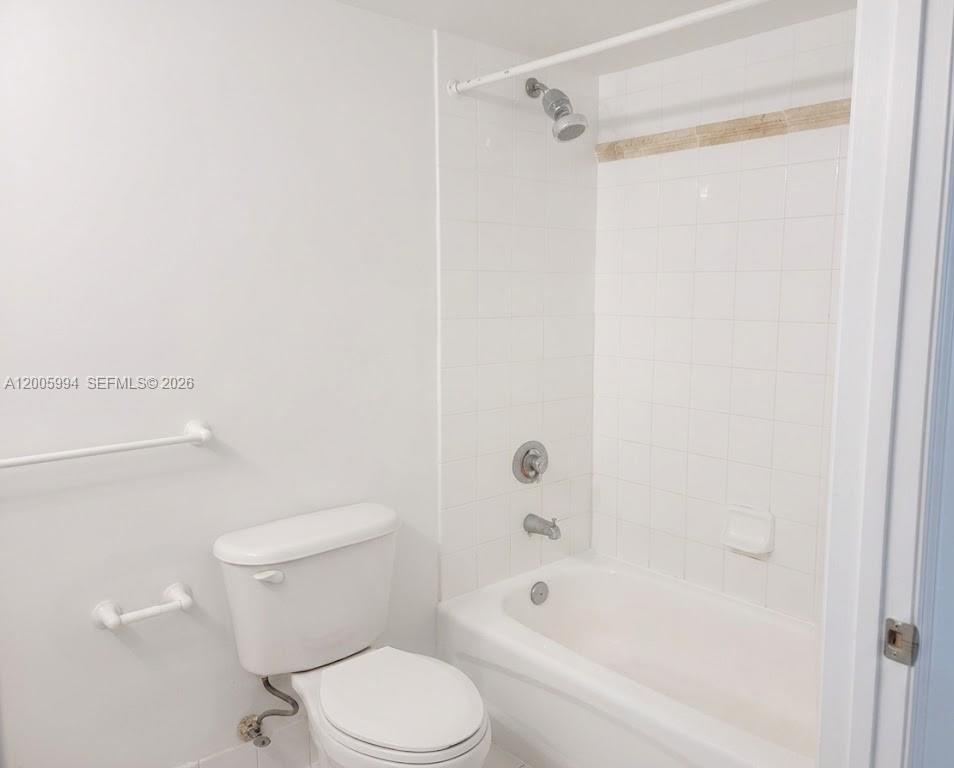 1200 Brickell Bay Dr #1910, Miami FL 33131
