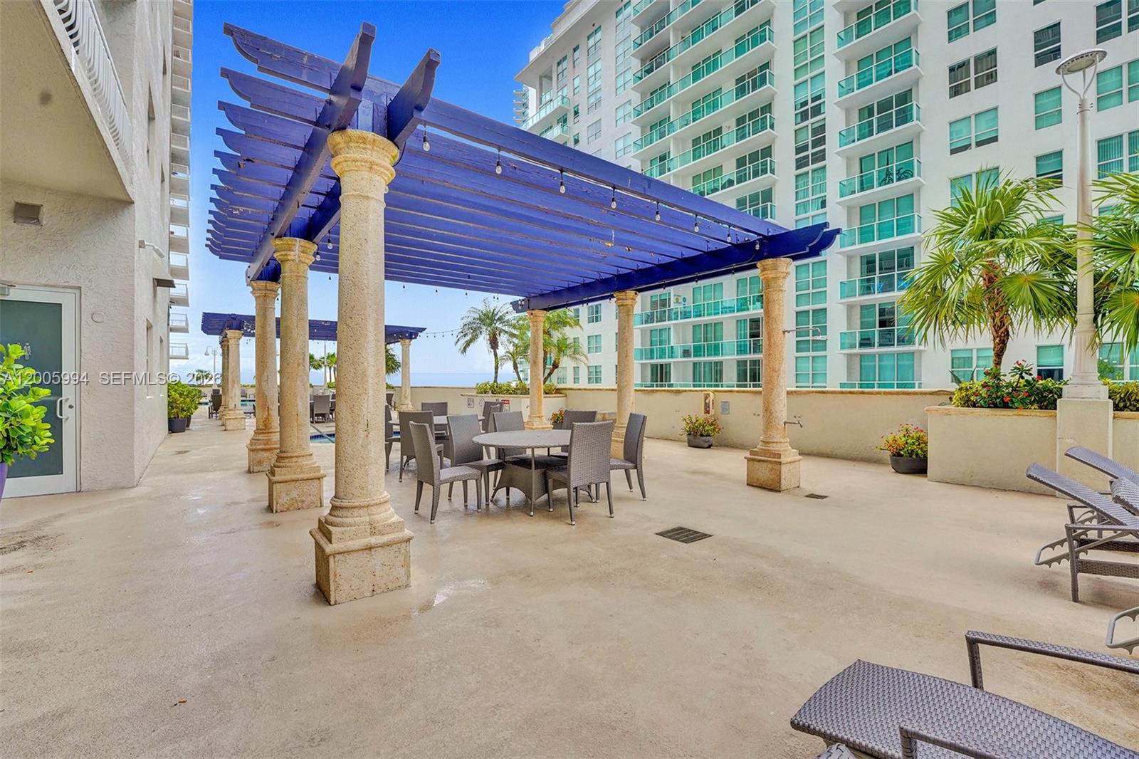 1200 Brickell Bay Dr #1910, Miami FL 33131