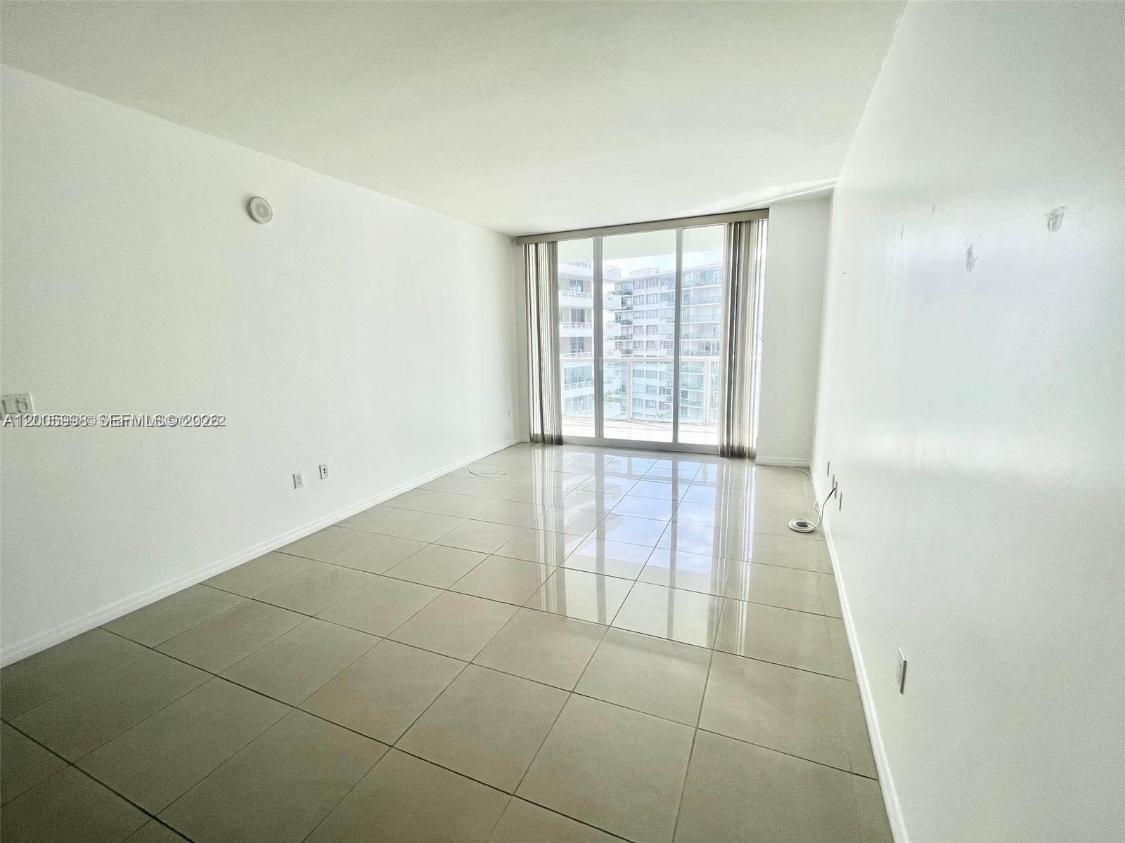 218 SE 14th St #903, Miami FL 33131
