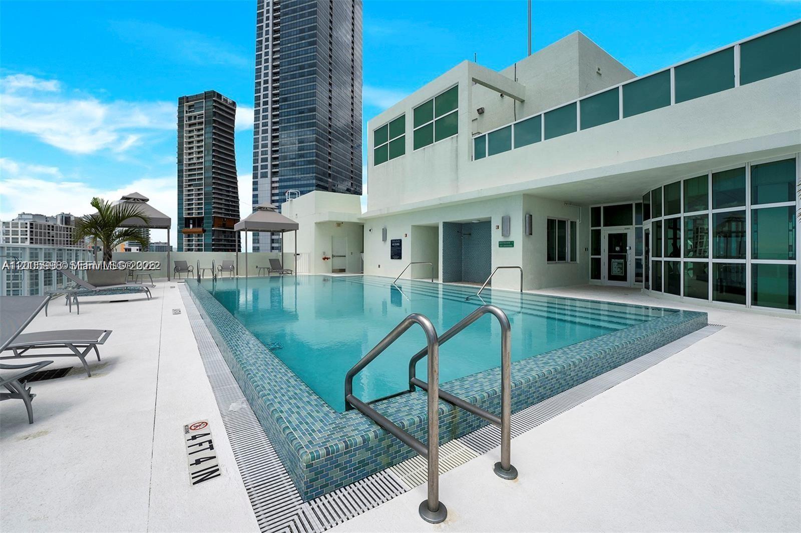 218 SE 14th St #903, Miami FL 33131