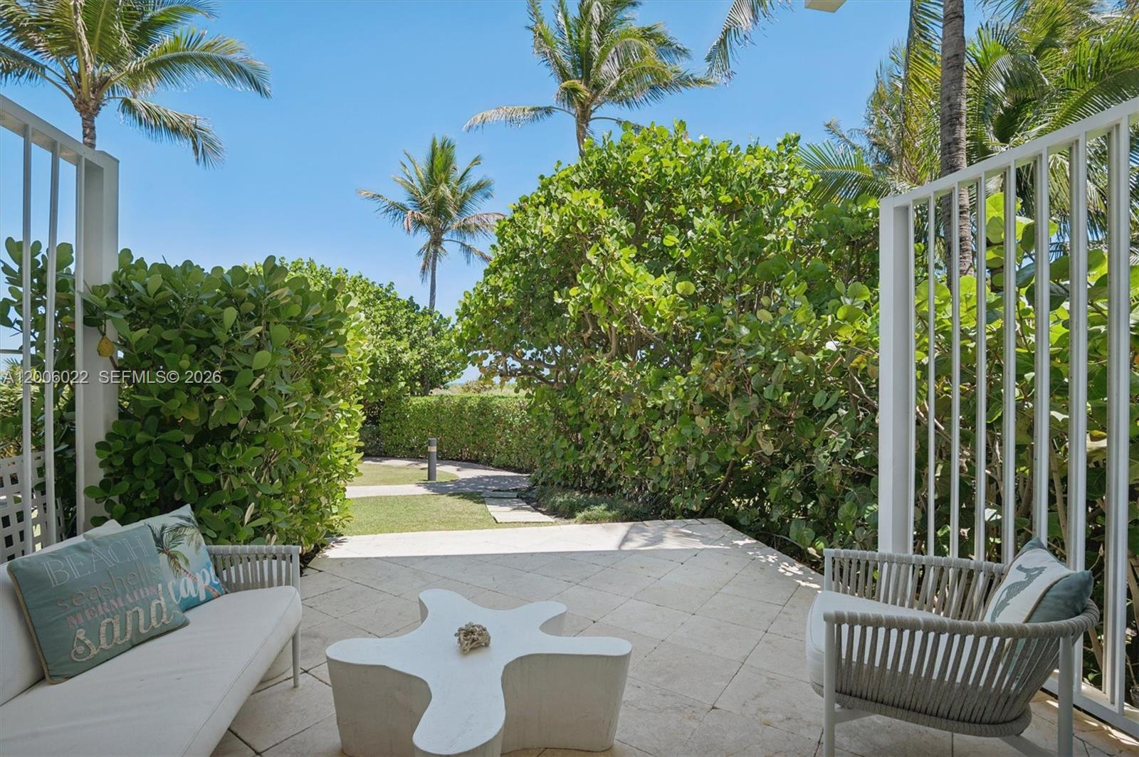 100 S POINTE #CABANA 14, Miami Beach FL 33139