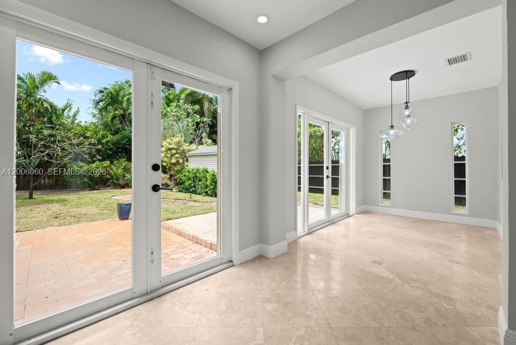 11222 NE 9th Ave, Biscayne Park FL 33161