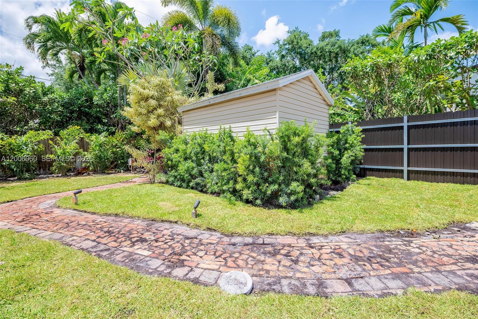 11222 NE 9th Ave, Biscayne Park FL 33161