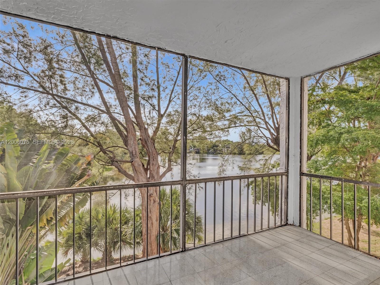 3360 Spanish Moss Ter #305, Lauderhill FL 33319