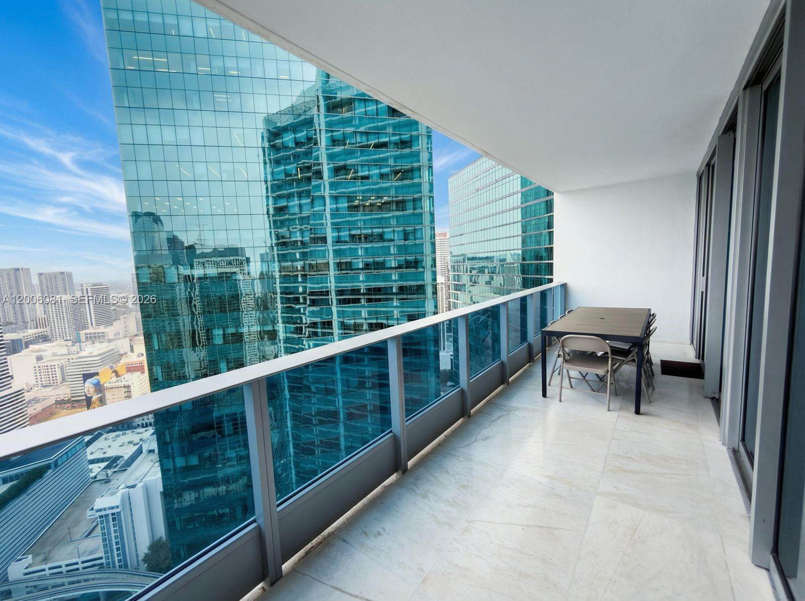200 BISCAYNE BLVD WAY #4310, Miami FL 33131