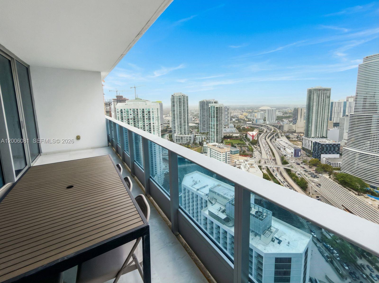 200 BISCAYNE BLVD WAY #4310, Miami FL 33131