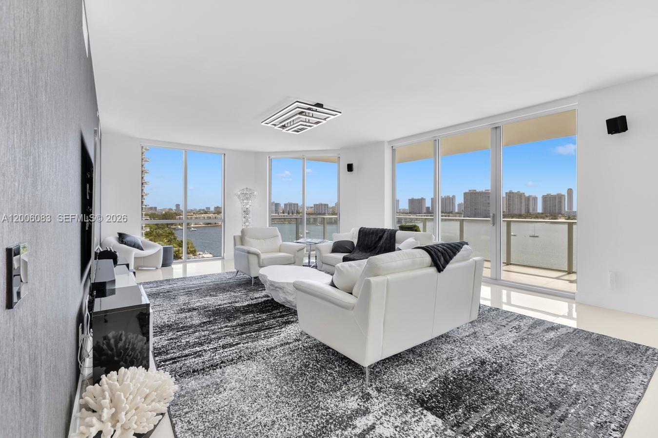 17111 Biscayne Blvd #909, North Miami Beach FL 33160