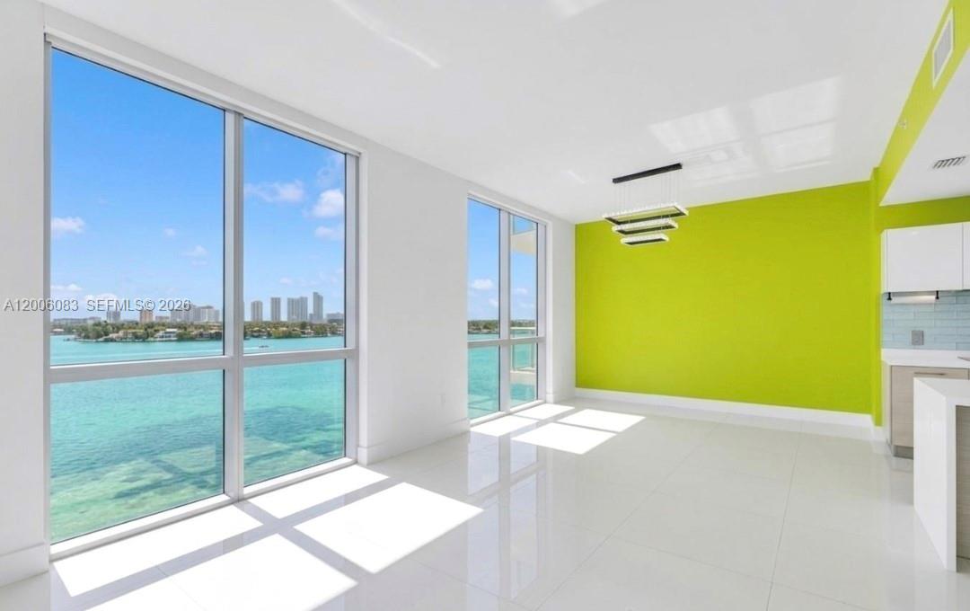 17111 Biscayne Blvd #909, North Miami Beach FL 33160