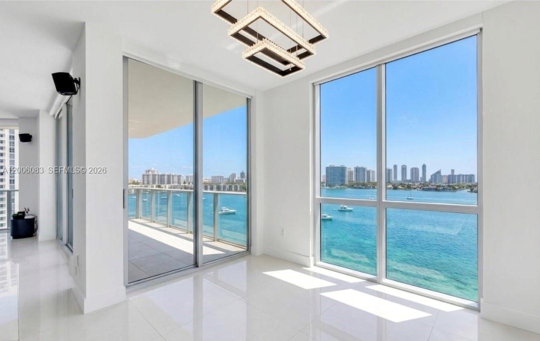 17111 Biscayne Blvd #909, North Miami Beach FL 33160