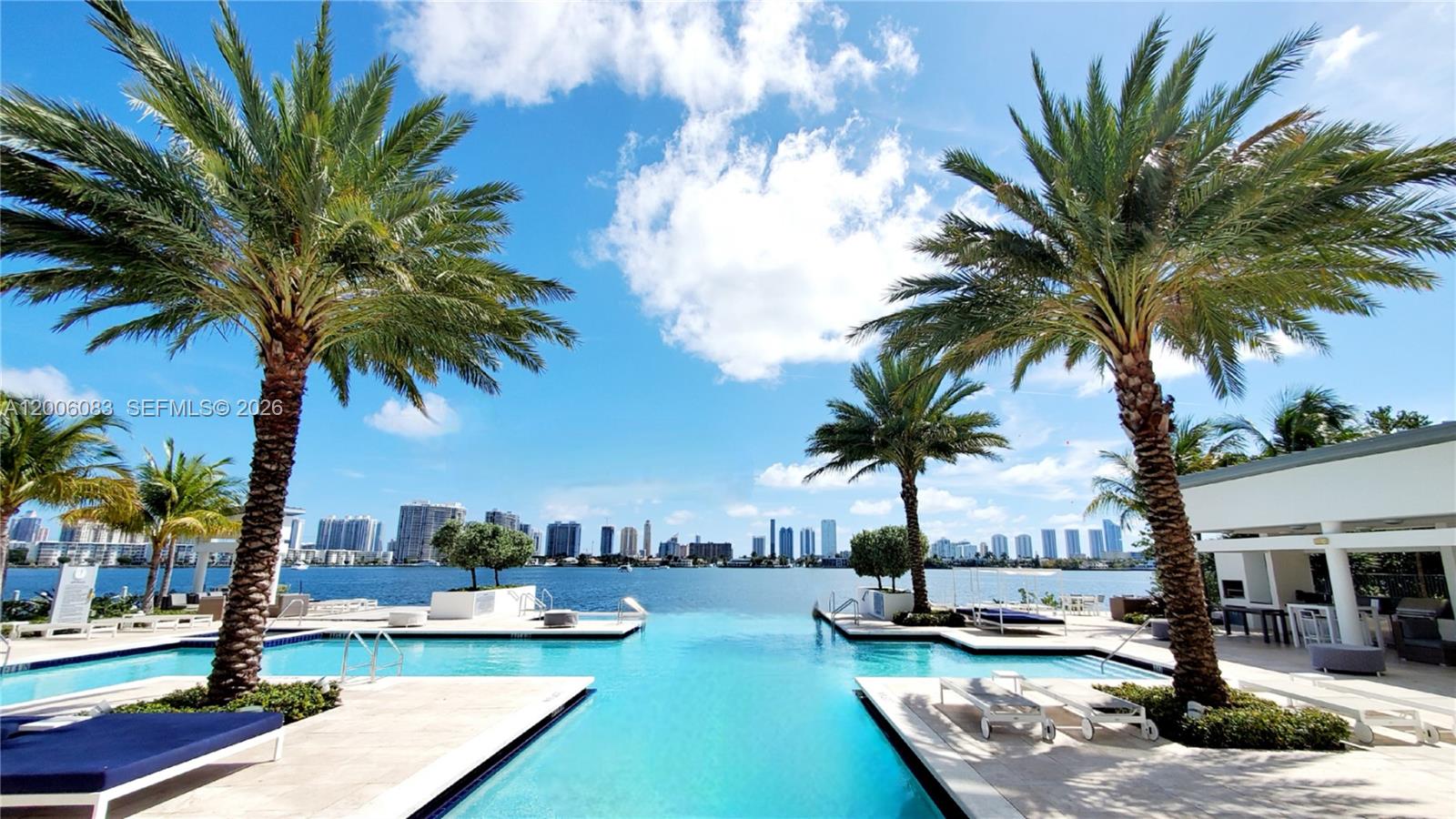 17111 Biscayne Blvd #909, North Miami Beach FL 33160