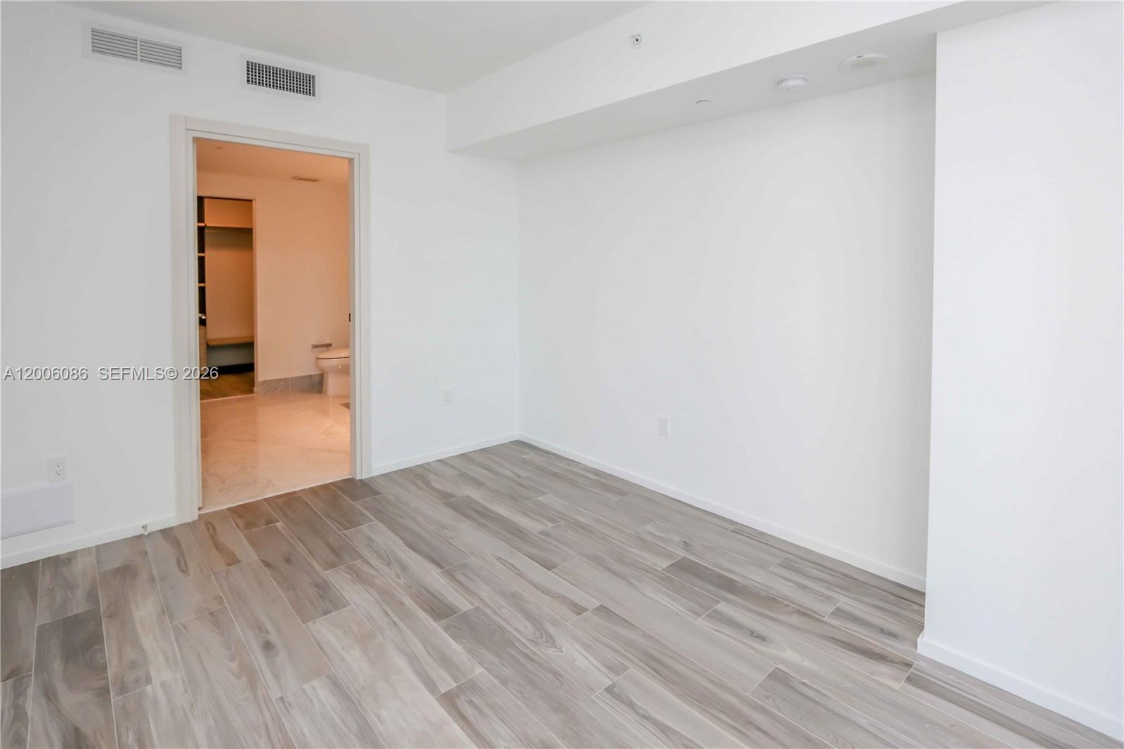 801 S Miami Ave #3606, Miami FL 33130