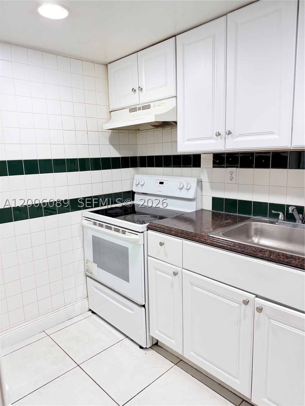 10090 NW 80th Ct #1203, Hialeah Gardens FL 33016