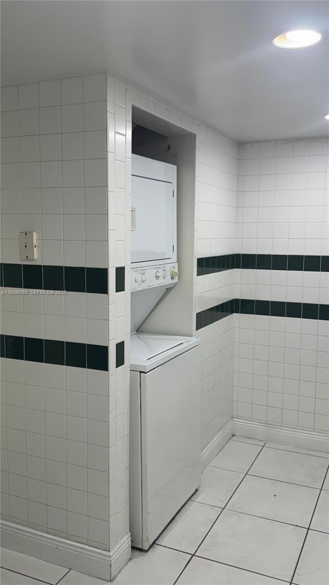 10090 NW 80th Ct #1203, Hialeah Gardens FL 33016