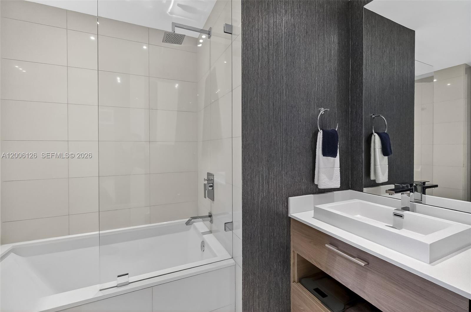1300 S Miami Ave #3103, Miami FL 33130