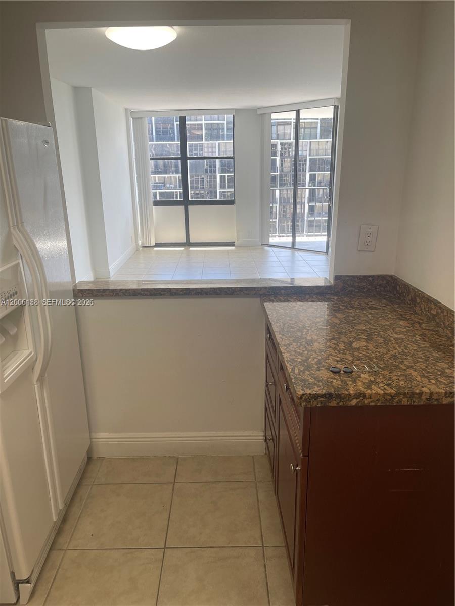 1901 Brickell Ave #B1504, Miami FL 33129