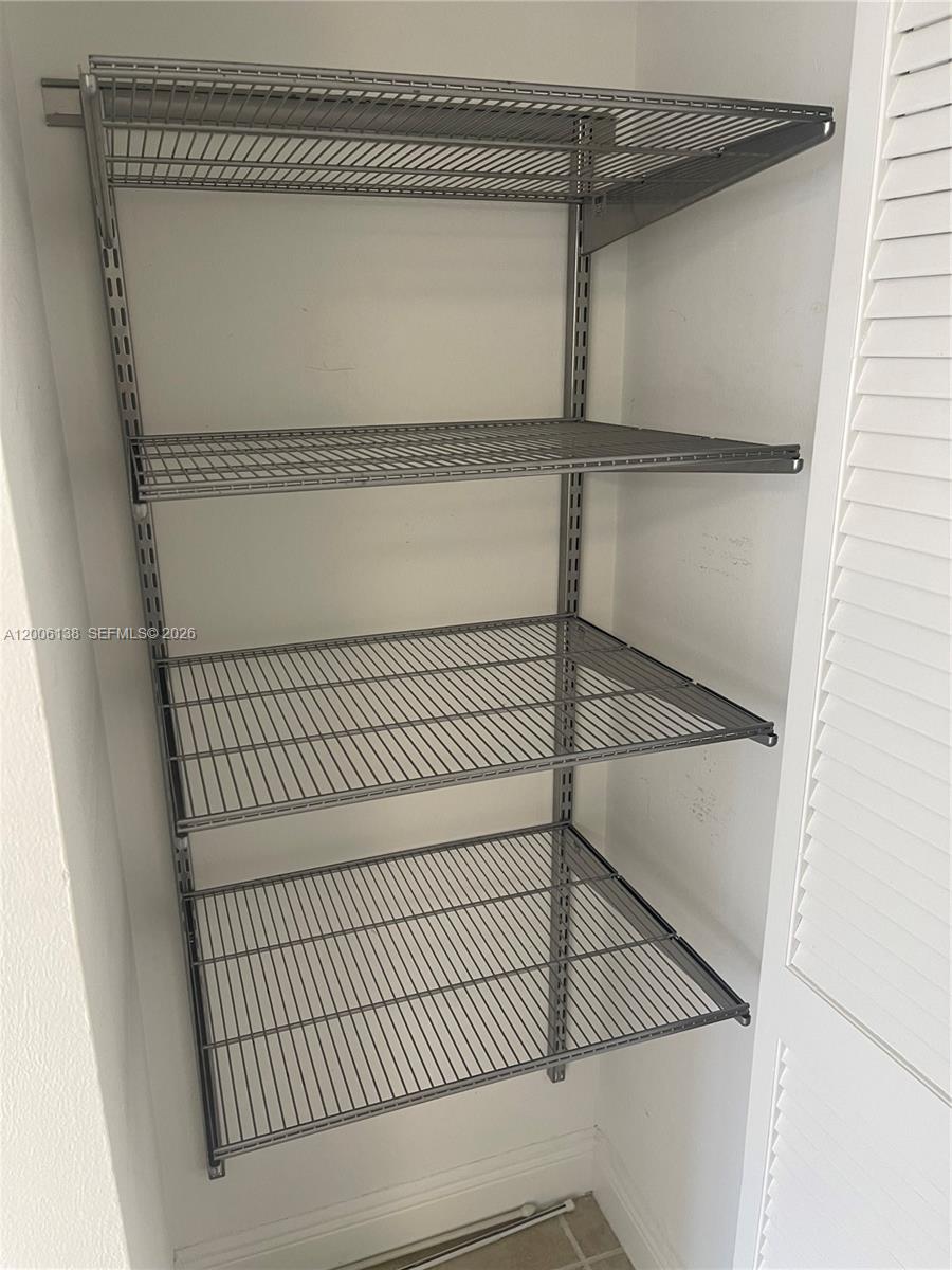1901 Brickell Ave #B1504, Miami FL 33129