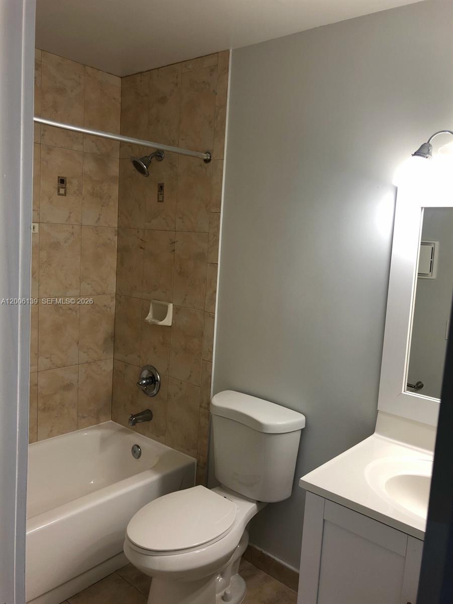 15167 SW 94th Ter #1, Miami FL 33196