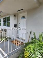 8960 NE 2nd Ave #1, El Portal FL 33138