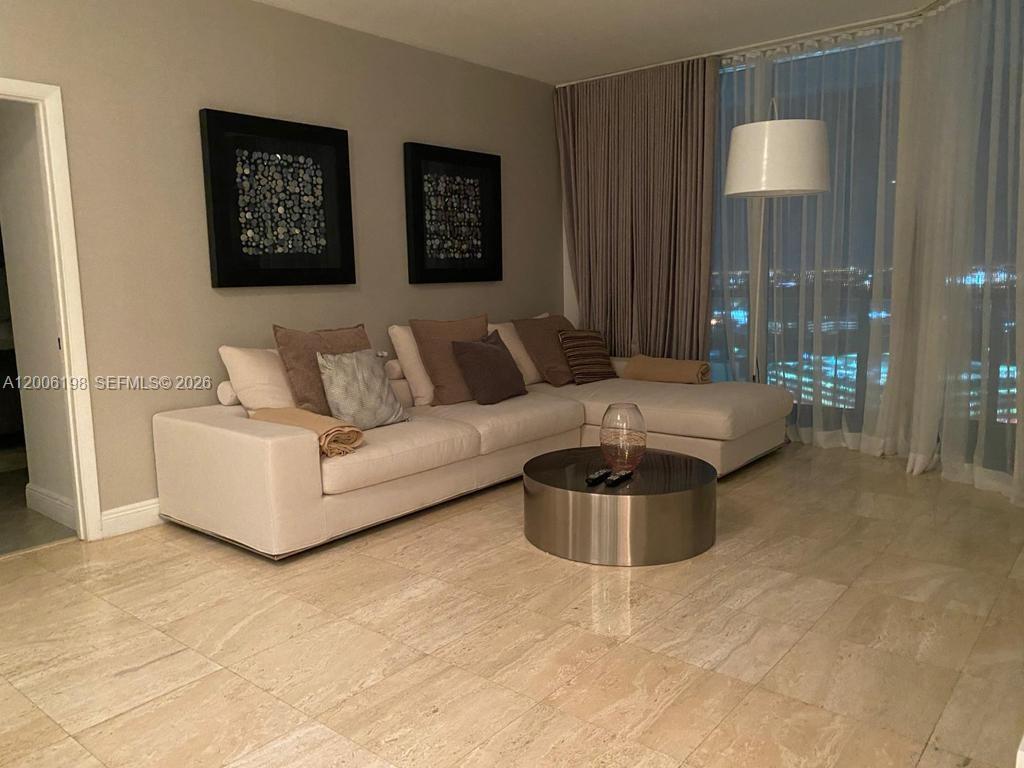 1900 N Bayshore Dr #2314, Miami FL 33132