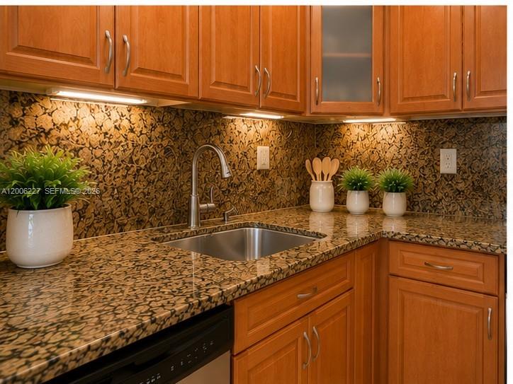 1368 Seaview, North Lauderdale FL 33068