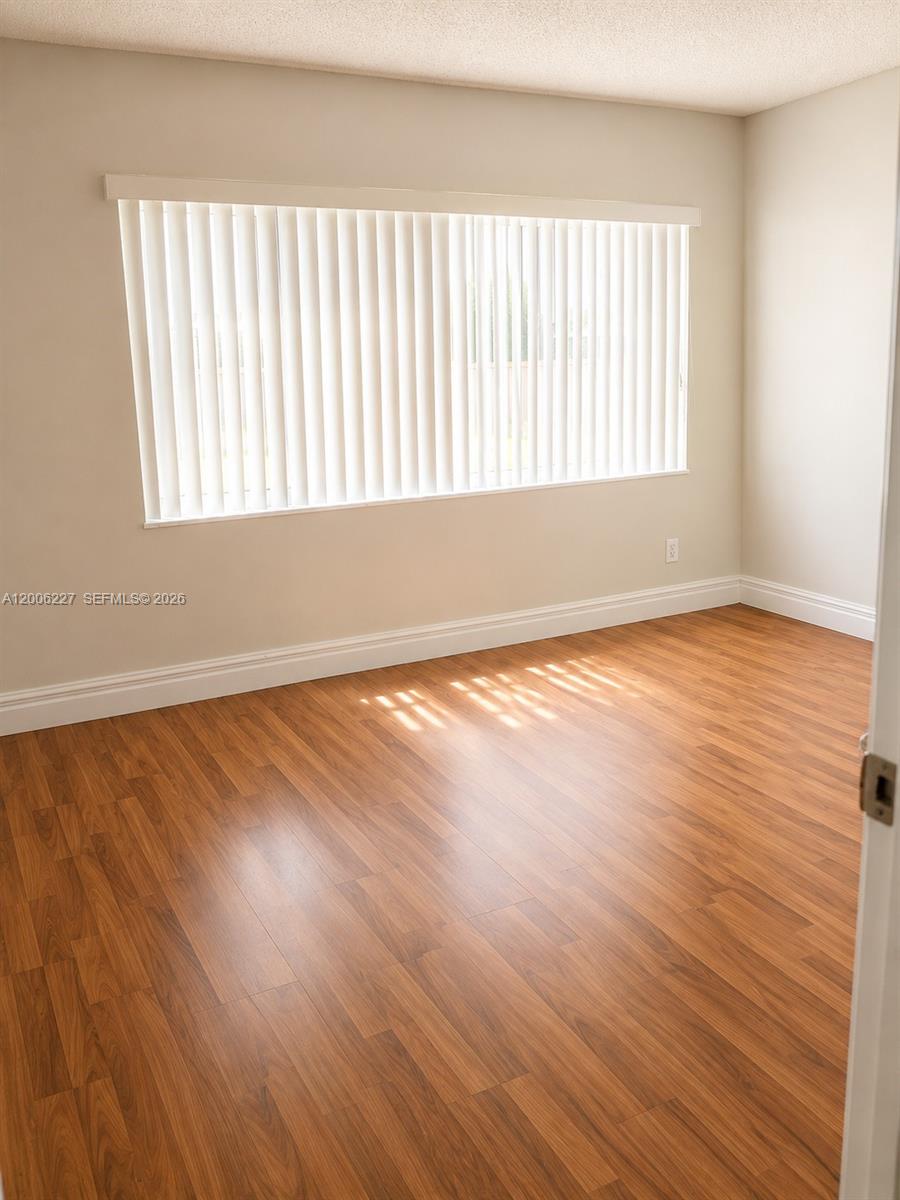 1368 Seaview, North Lauderdale FL 33068