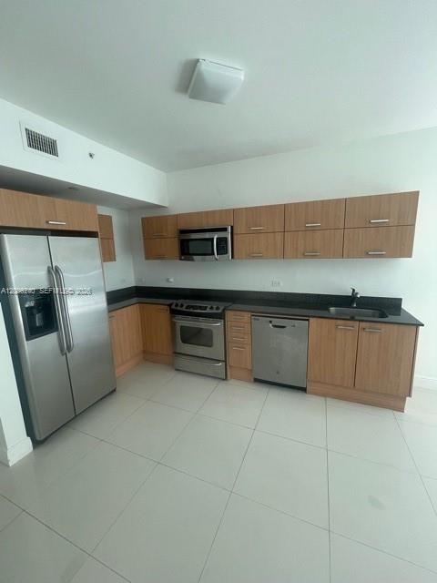 350 S Miami Ave #1112, Miami FL 33130