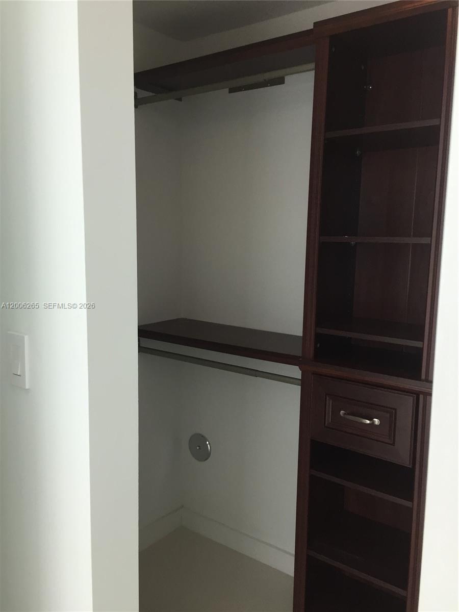 1300 S Miami Ave #2009, Miami FL 33131