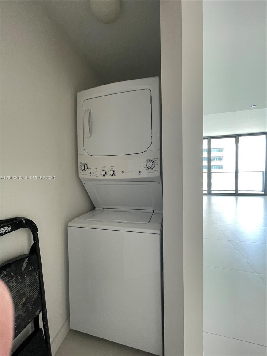 1300 S Miami Ave #2009, Miami FL 33131
