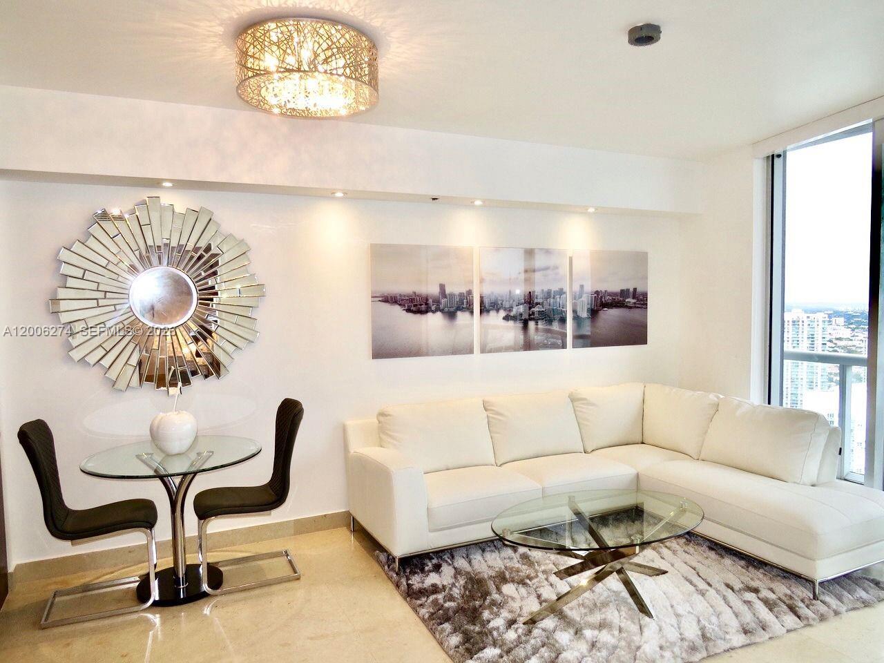 465 Brickell Ave #5704, Miami FL 33131