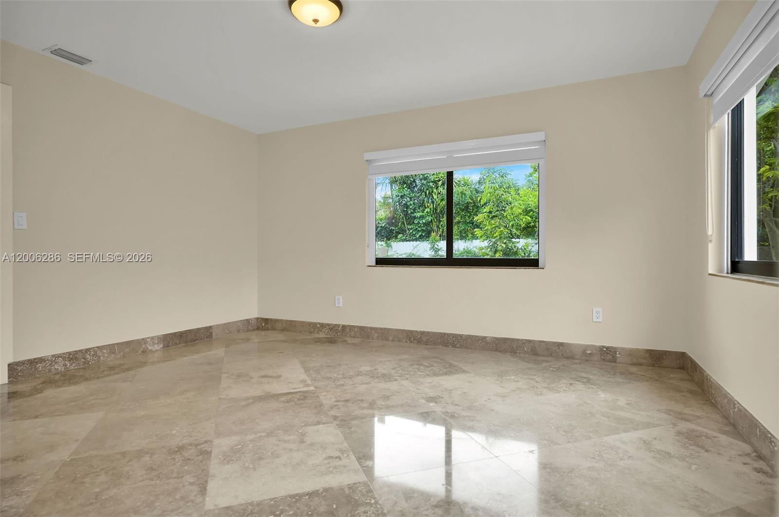 6820 SW 86th Ave, Miami FL 33143