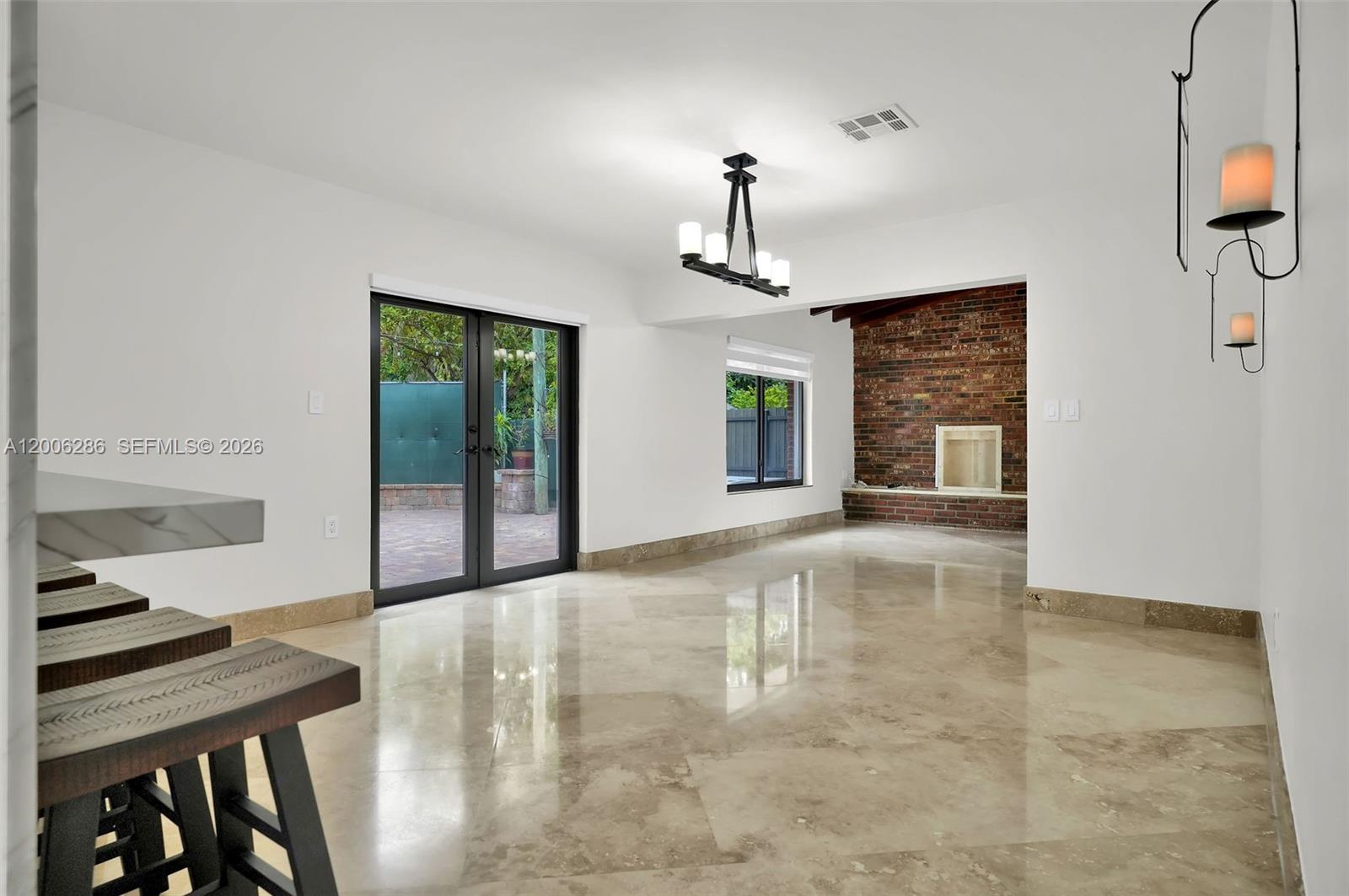 6820 SW 86th Ave, Miami FL 33143