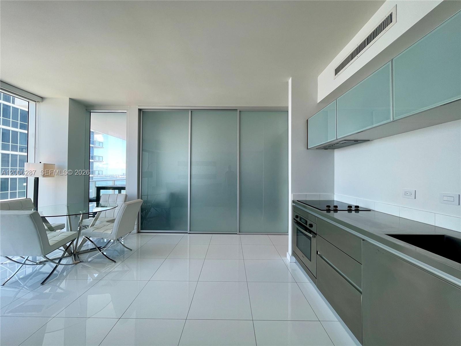 1040 Biscayne Blvd #3305, Miami FL 33132