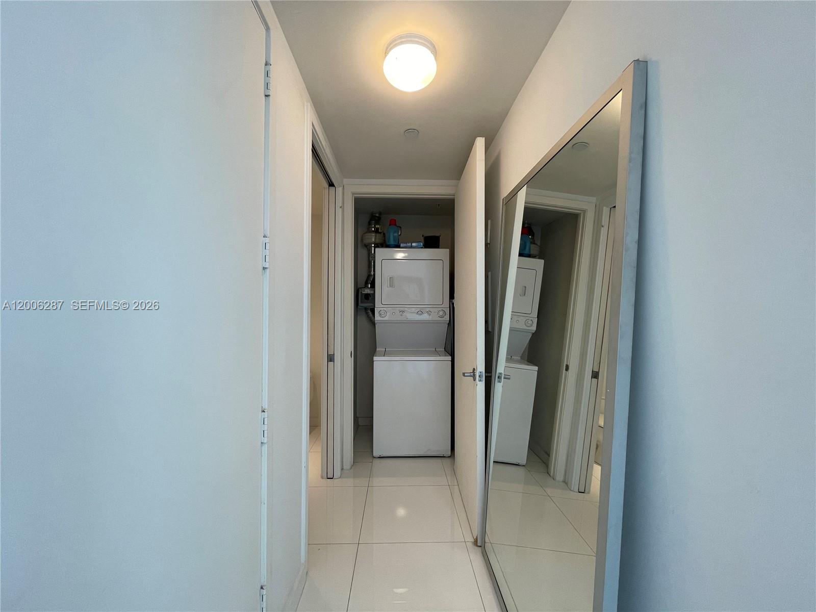 1040 Biscayne Blvd #3305, Miami FL 33132