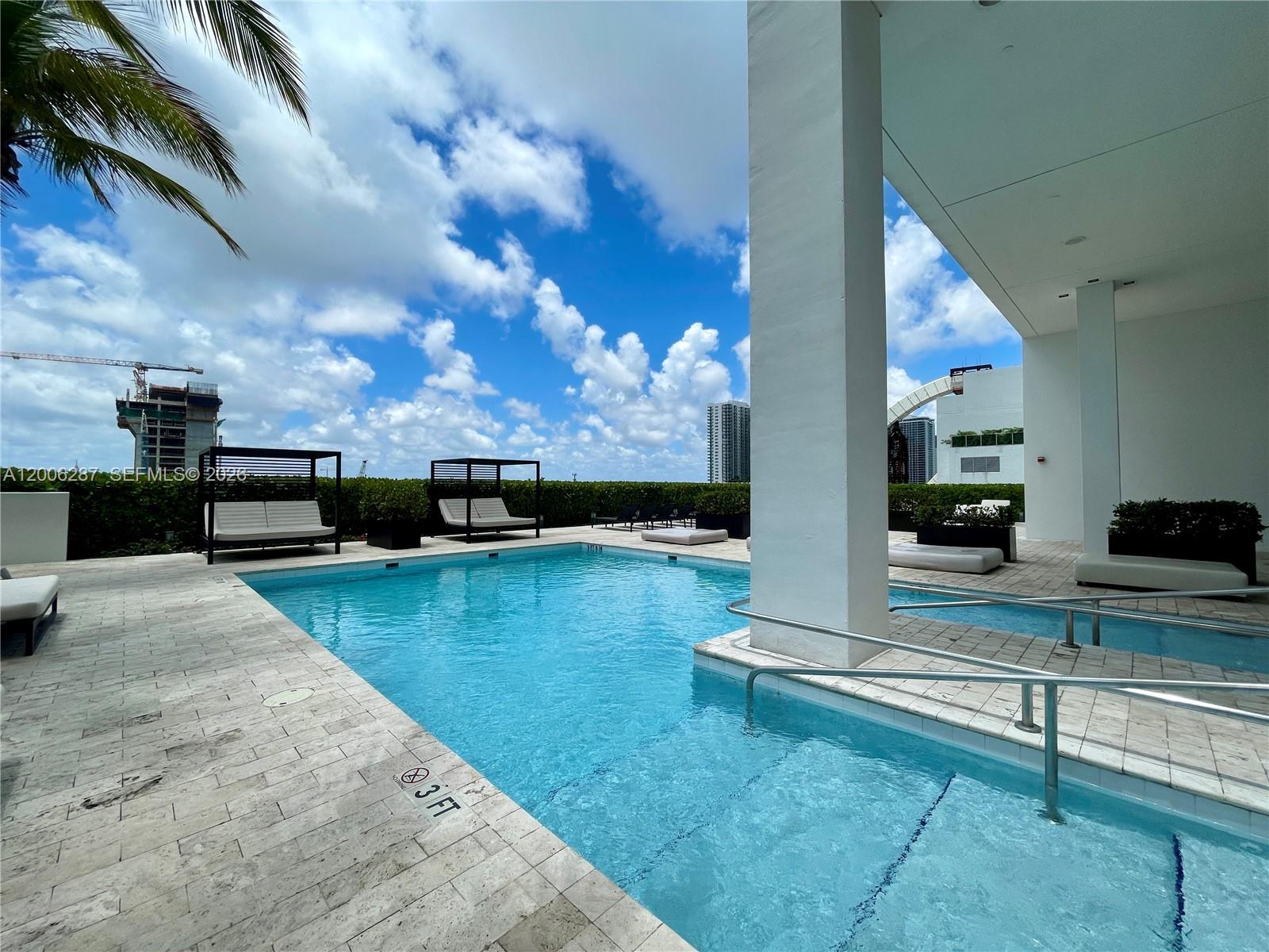 1040 Biscayne Blvd #3305, Miami FL 33132