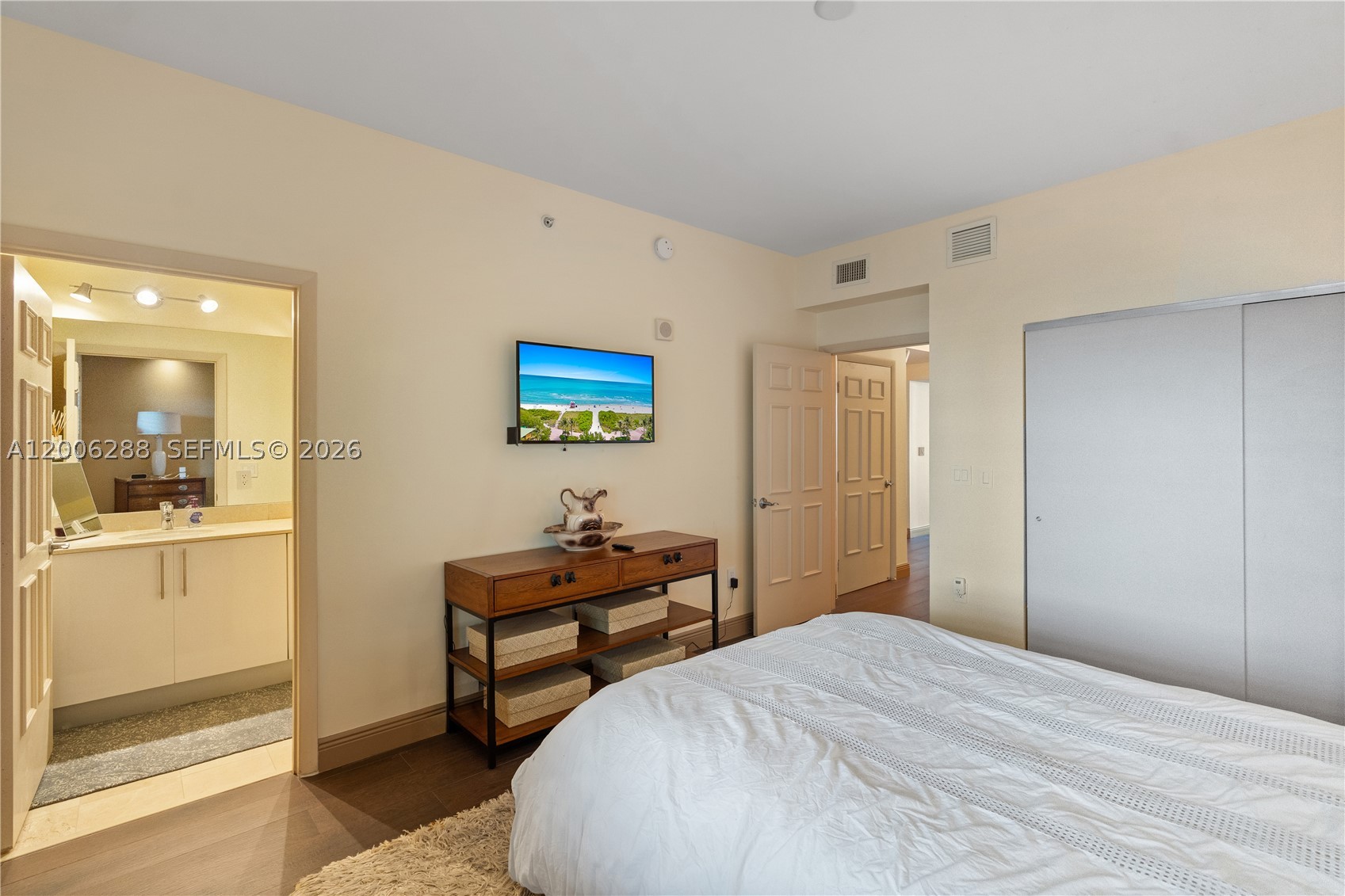 3330 NE 190th St #712, Aventura FL 33180