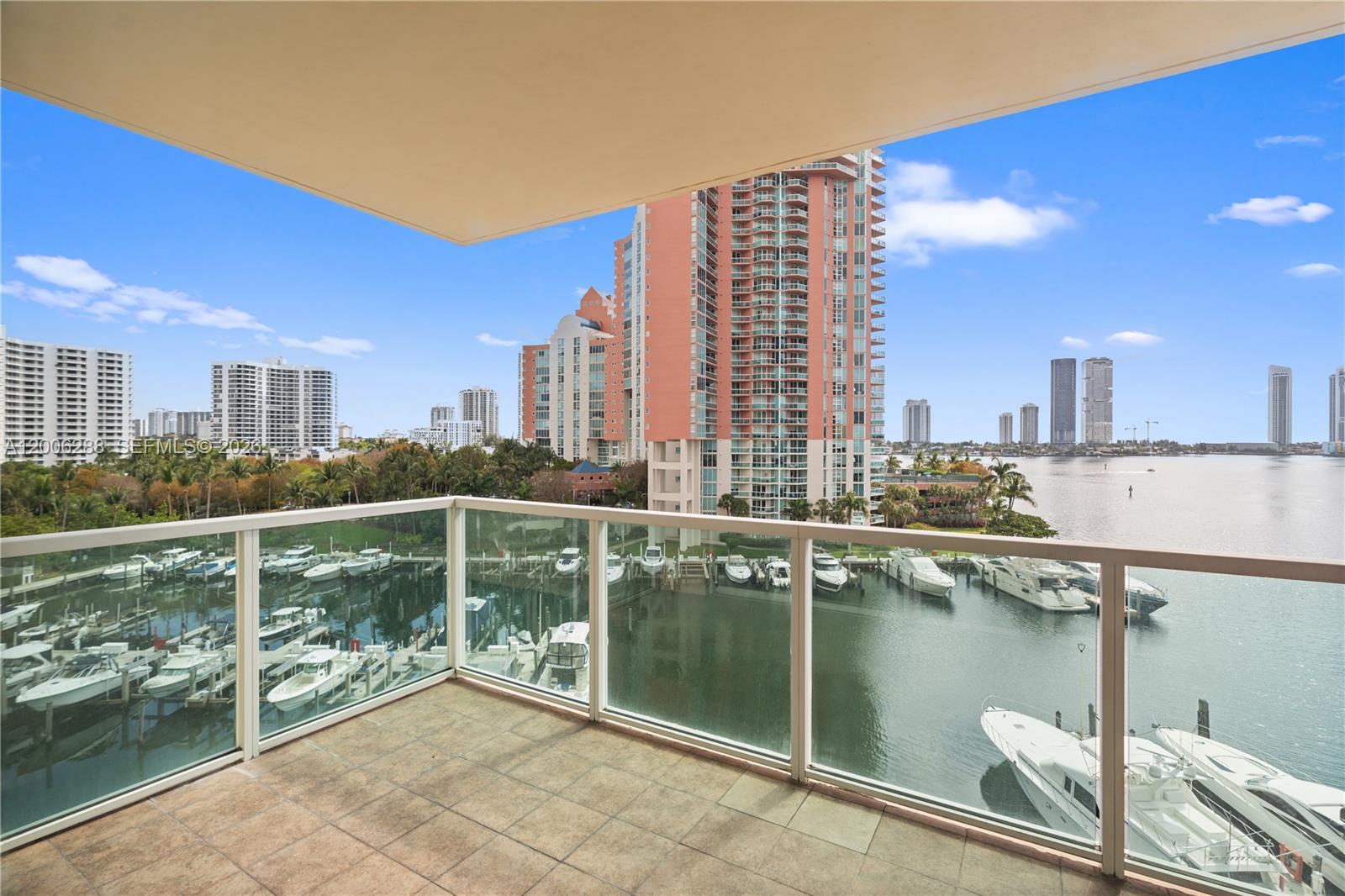 3330 NE 190th St #712, Aventura FL 33180