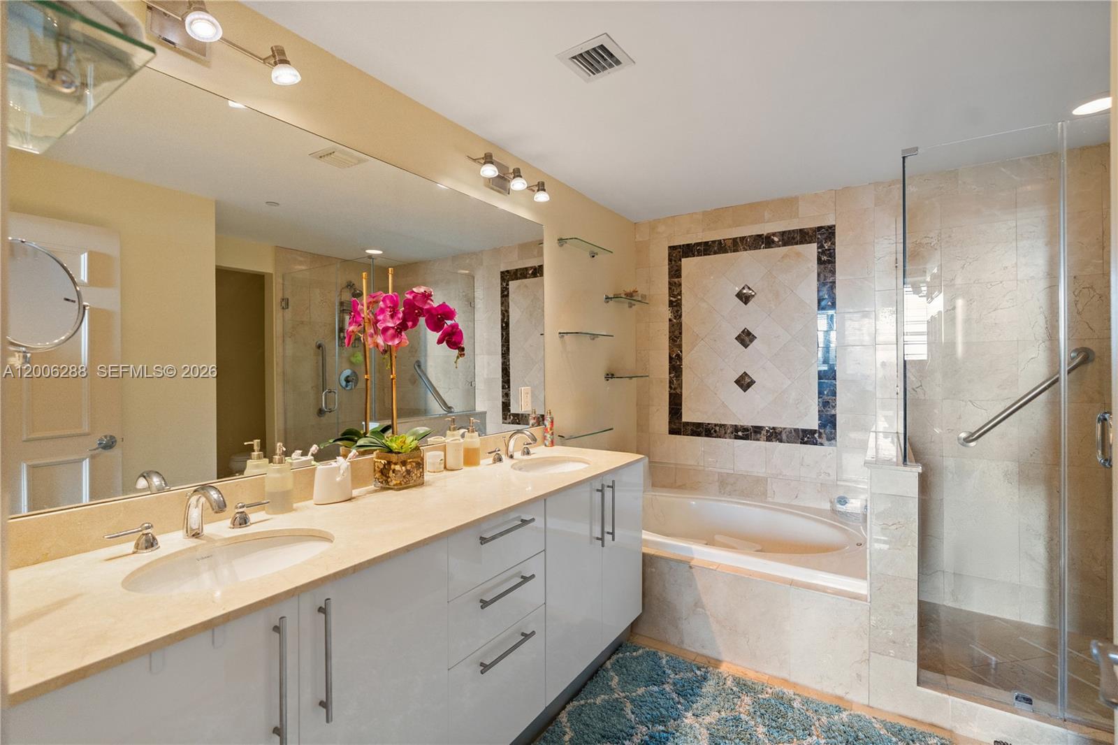 3330 NE 190th St #712, Aventura FL 33180