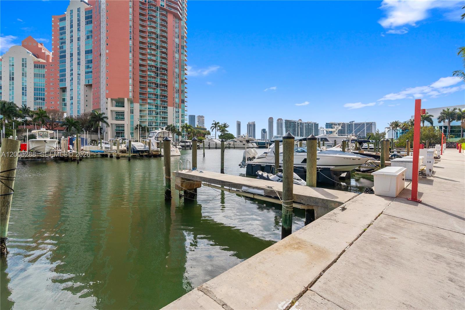 3330 NE 190th St #712, Aventura FL 33180