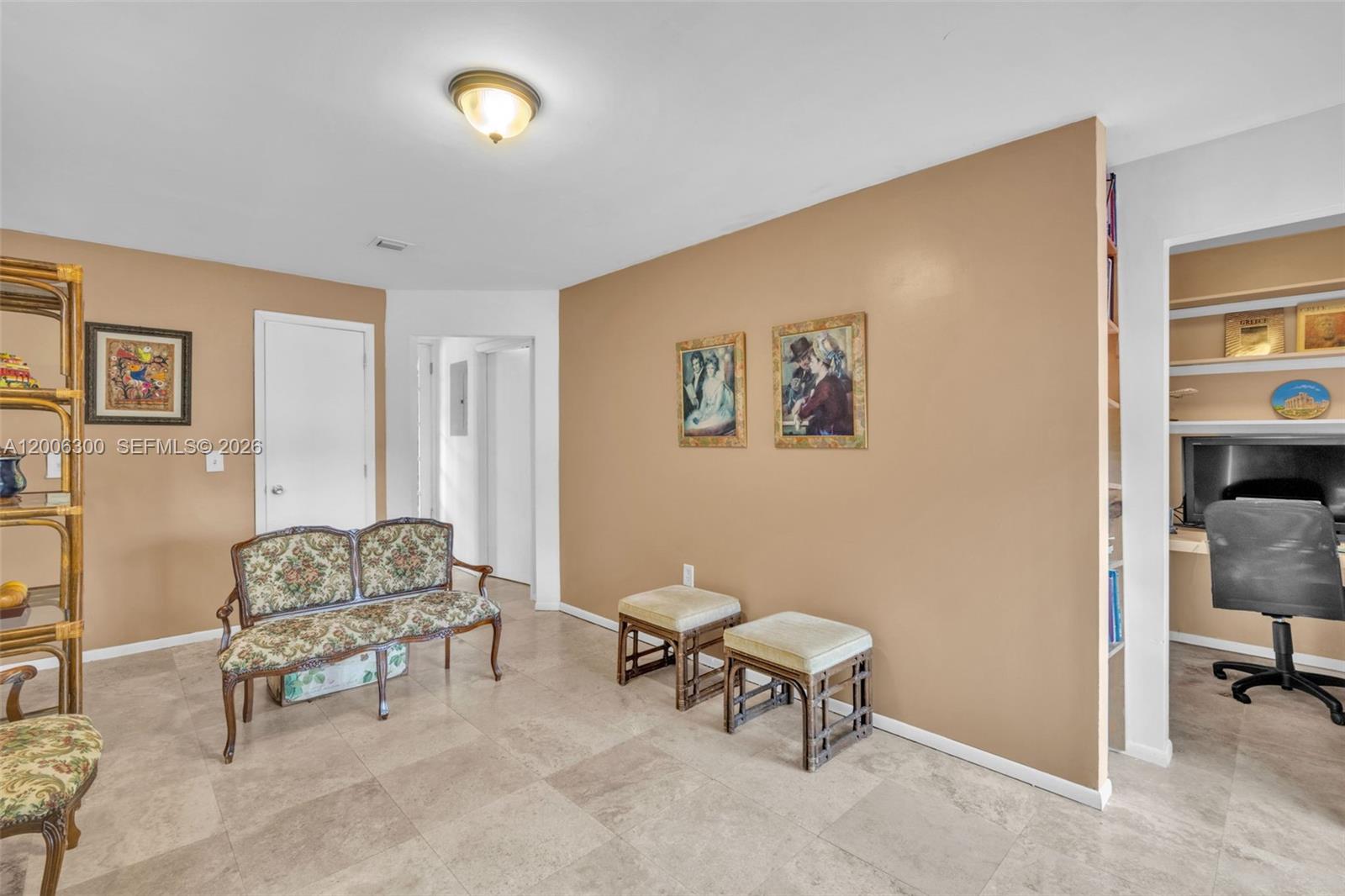 7701 Center Bay Dr, North Bay Village FL 33141