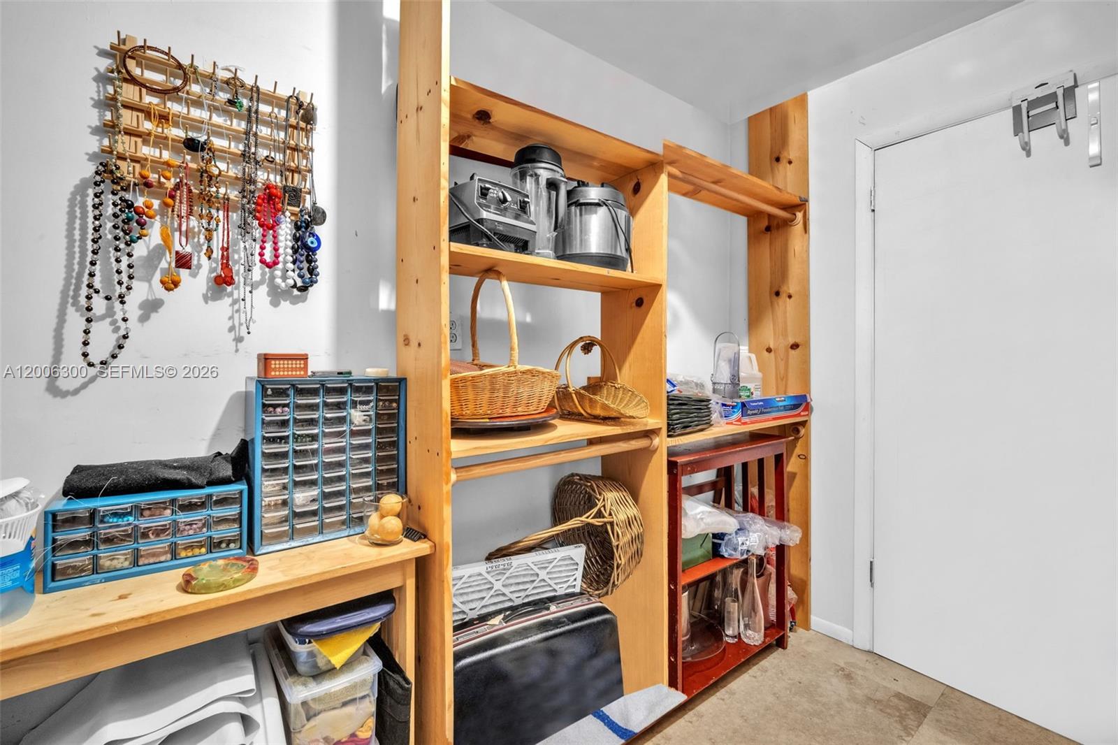 7701 Center Bay Dr, North Bay Village FL 33141