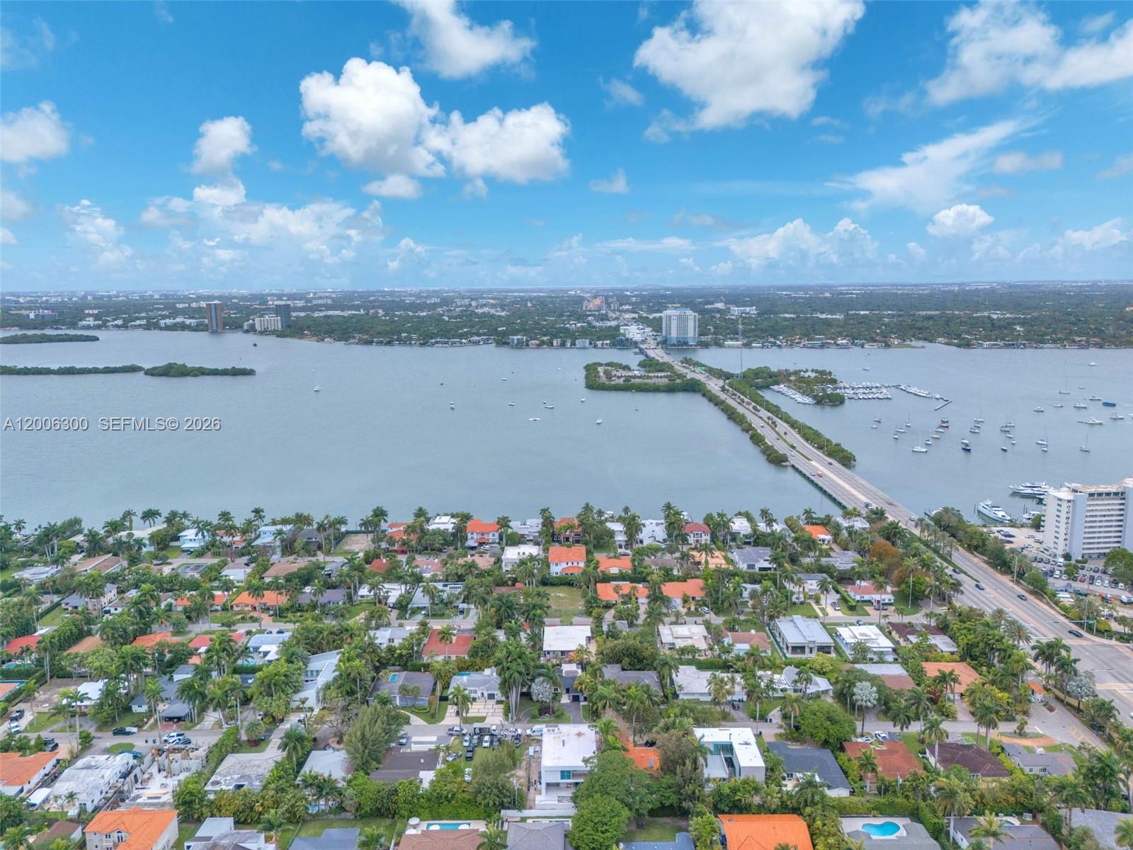 7701 Center Bay Dr, North Bay Village FL 33141