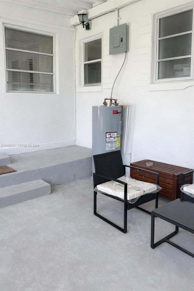 5800 SW 61st St, Miami FL 33143
