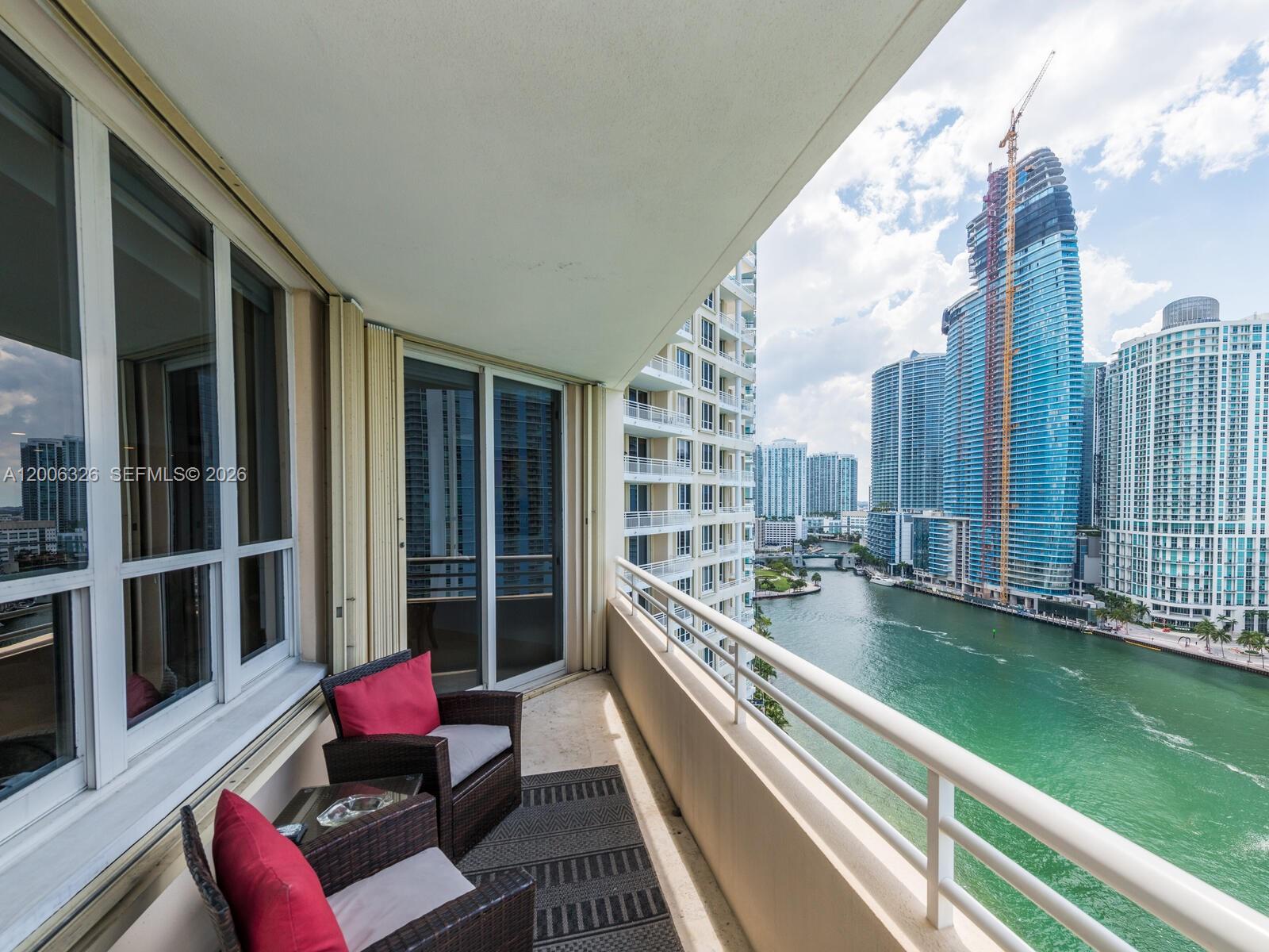 888 Brickell Key Dr #2112, Miami FL 33131