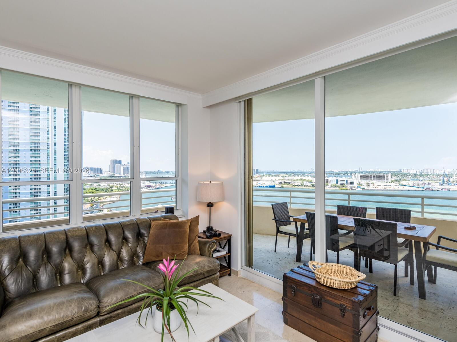 888 Brickell Key Dr #2112, Miami FL 33131