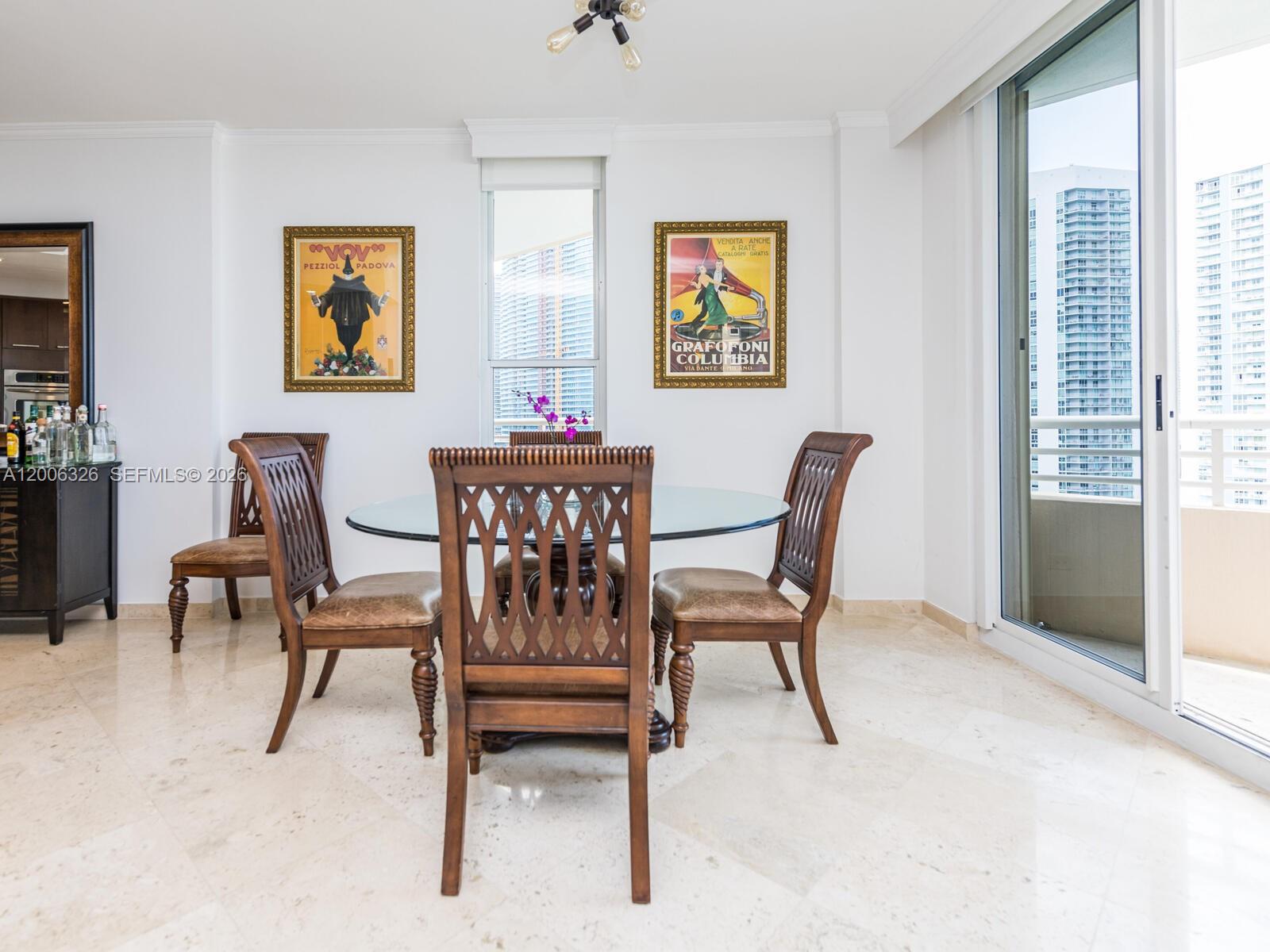 888 Brickell Key Dr #2112, Miami FL 33131