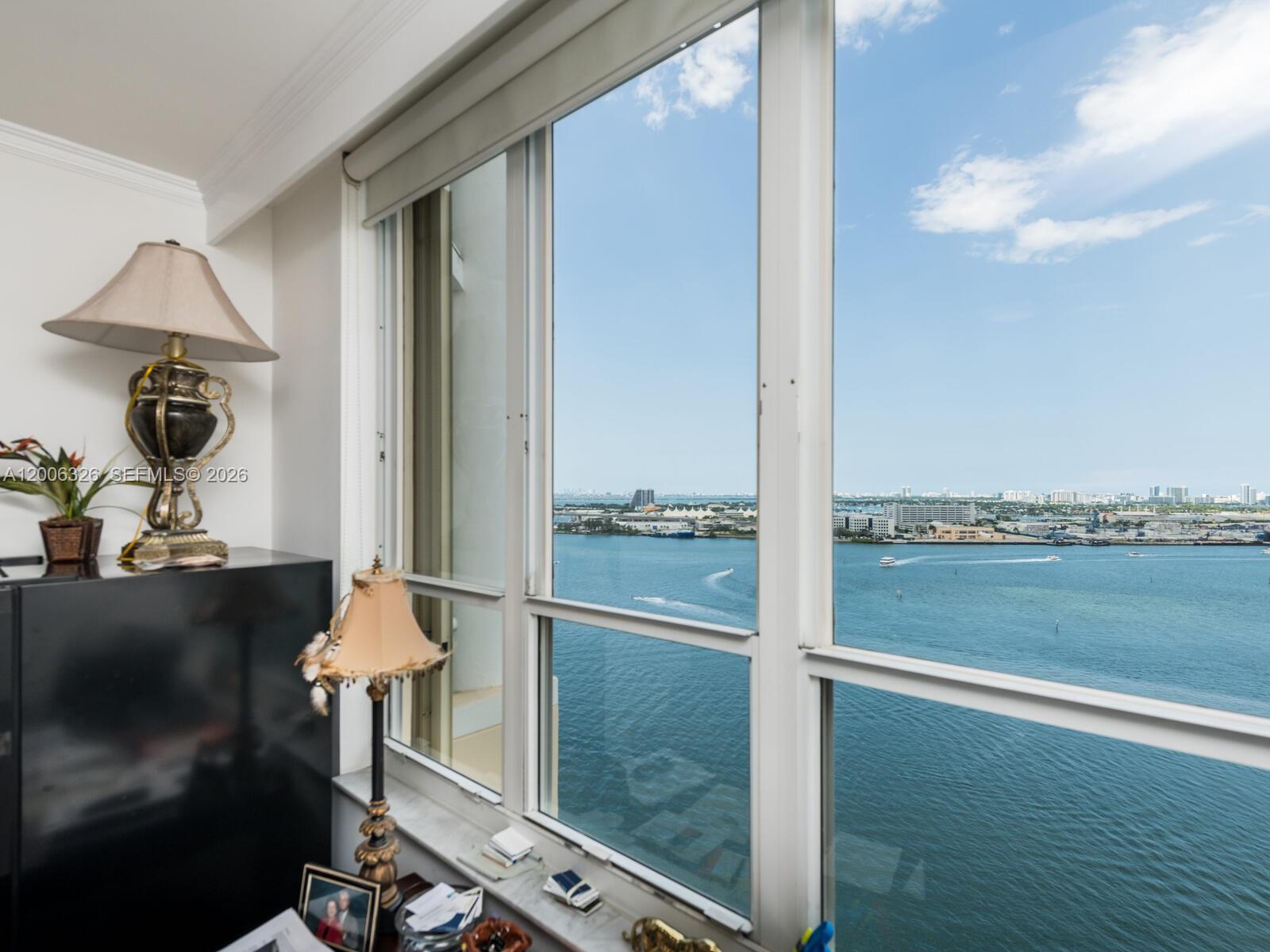 888 Brickell Key Dr #2112, Miami FL 33131
