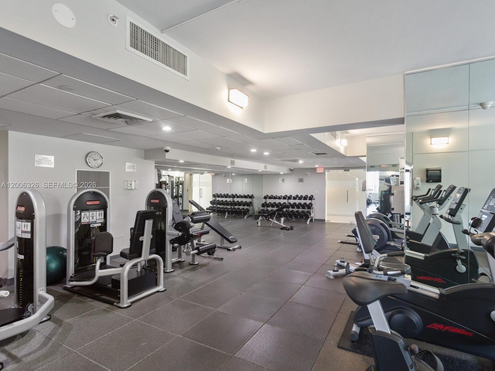 888 Brickell Key Dr #2112, Miami FL 33131