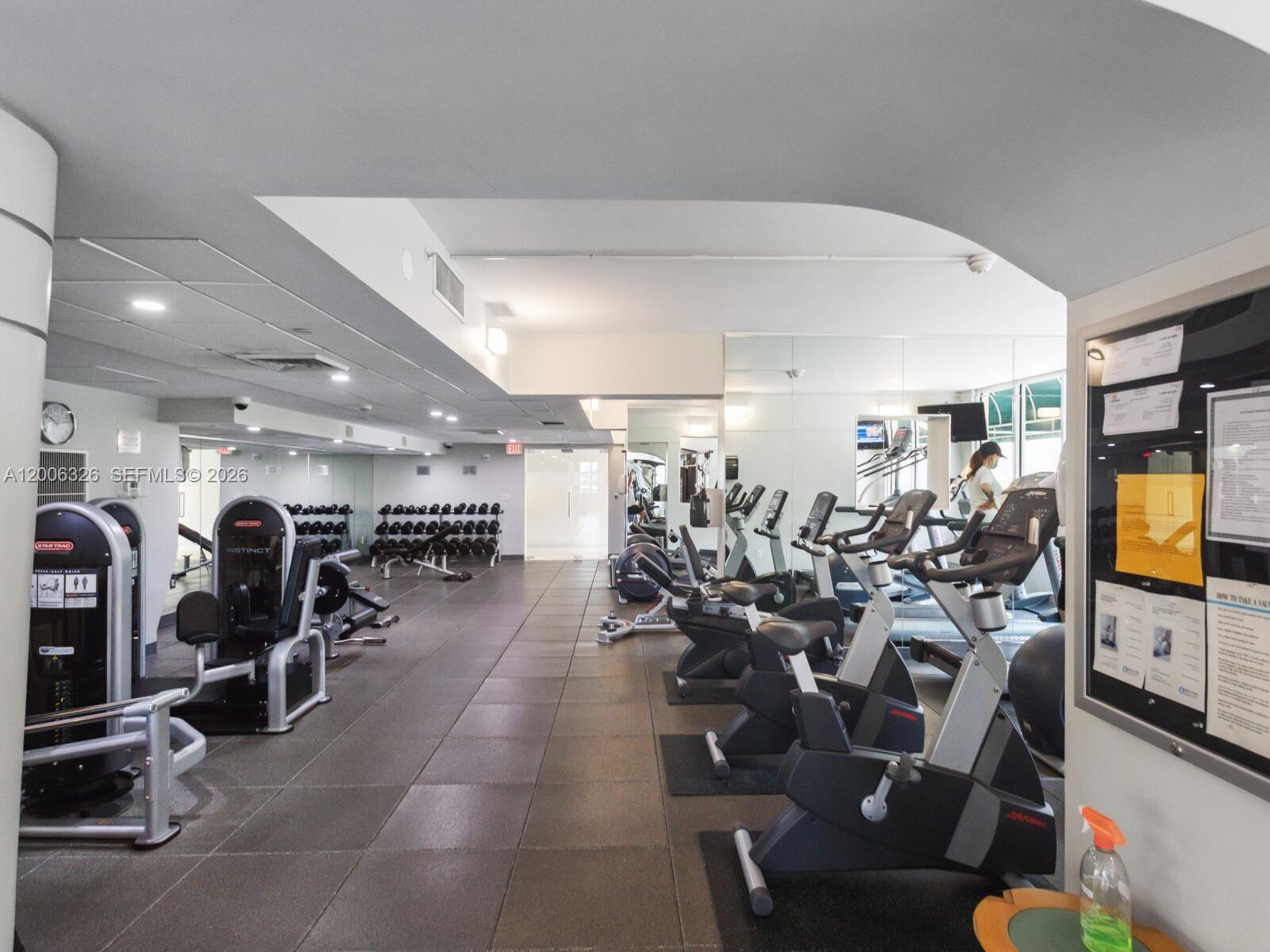888 Brickell Key Dr #2112, Miami FL 33131