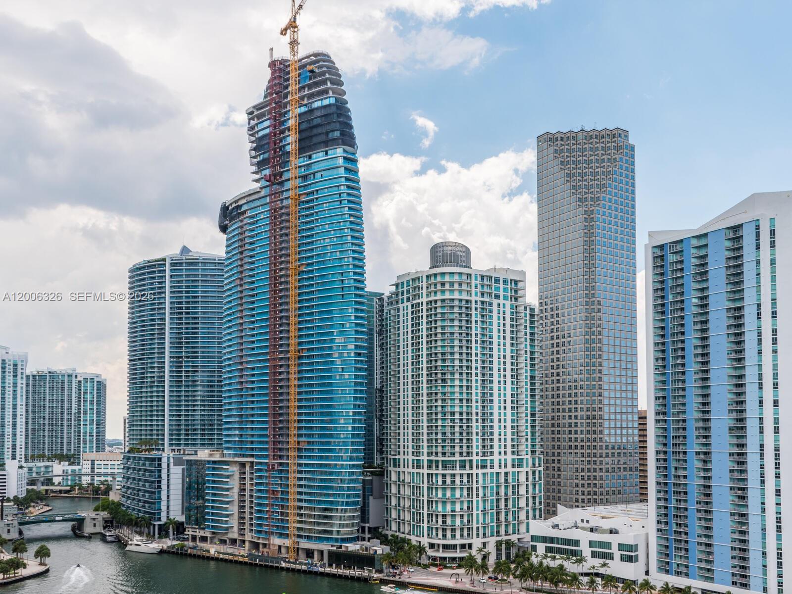 888 Brickell Key Dr #2112, Miami FL 33131