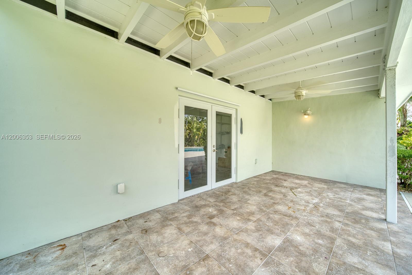15730 SW 87th Ct, Palmetto Bay FL 33157